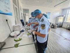 建立愈加严密、靠得住食物平安防护网奠 